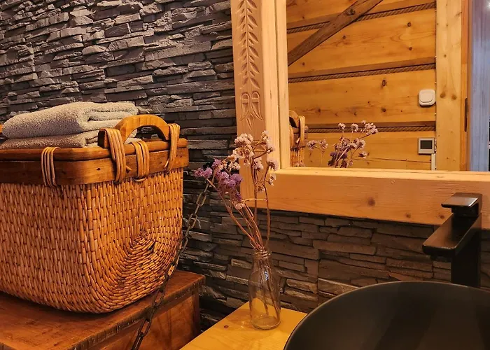 Domek Góralski Parzenica Jacuzzi zewnętrzne, Grill, Parking
